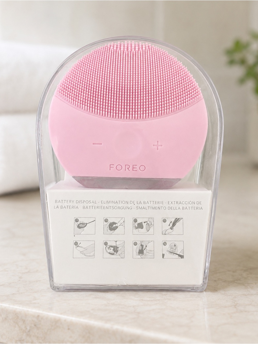 FOREO Pink Silicone Sonic Facial Cleansing Device